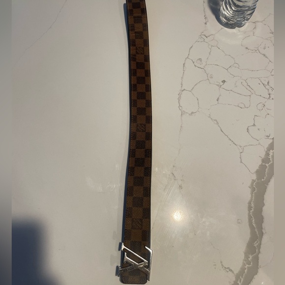 Louis Vuitton LV Marble 40MM Reversible Belt - Picture 3 of 3